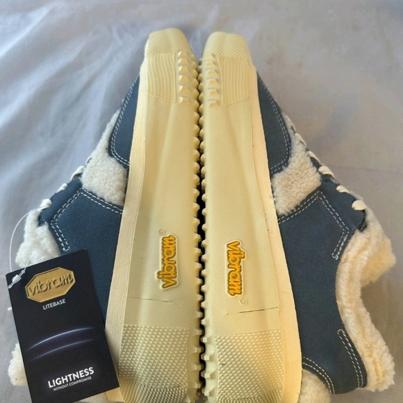 BRANDBLACK Bravo Faux Shearling Sneakers, Light Blue Suede, Sz 9 Women NWT - Picture 5 of 5